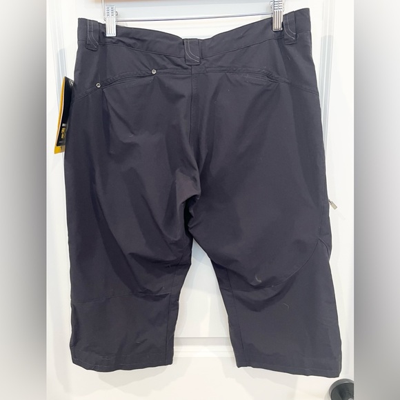 NWT Mountain Hardwear La Strada Pedal Pusher Capri Pants Hiking Black Women 8 - Picture 4 of 9